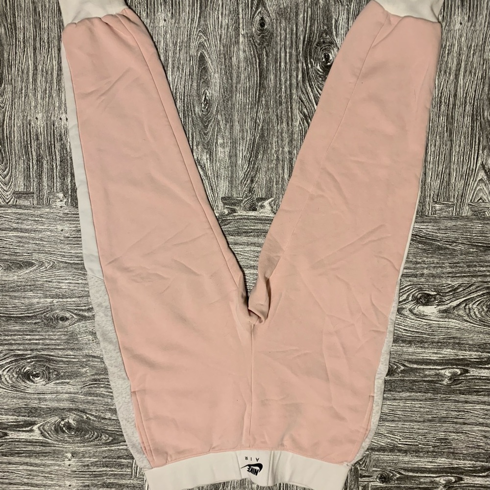 Nike Air joggers with pockets high waisted pink